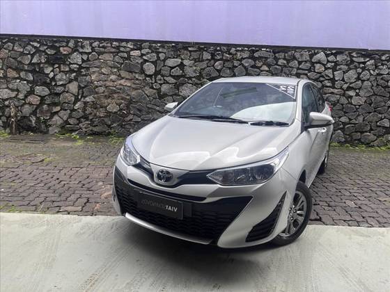 TOYOTA YARIS 1.5 16V FLEX XL PLUS CONNECT MULTIDRIVE TOYOTA YARIS 1.5 16V FLEX XL PLUS CONNECT MULTIDRIVE